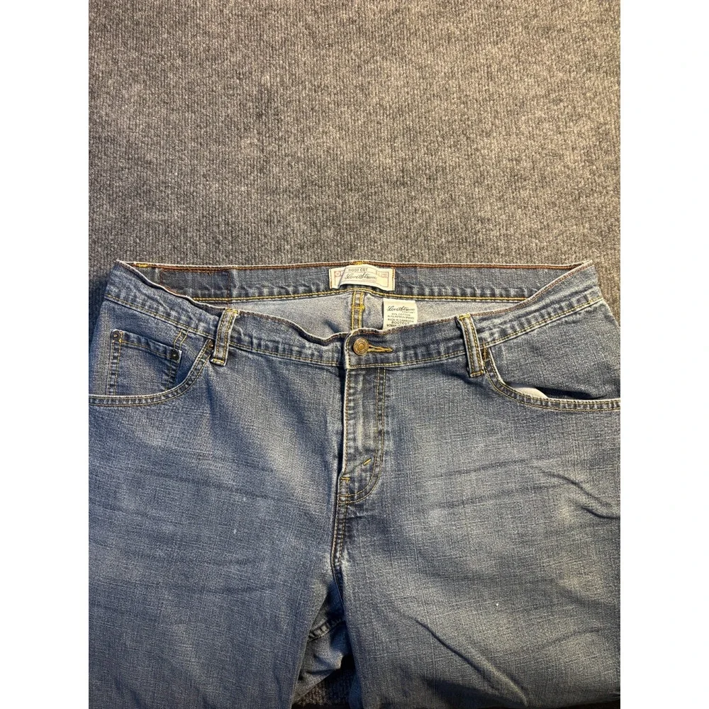 Levi's Jeans‎ Women's 18 Blue Denim Stretch Streetwear Medium Wash Bootcut Leg